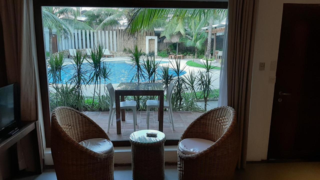 Urban Sands Hotel Iloilo Bagian luar foto
