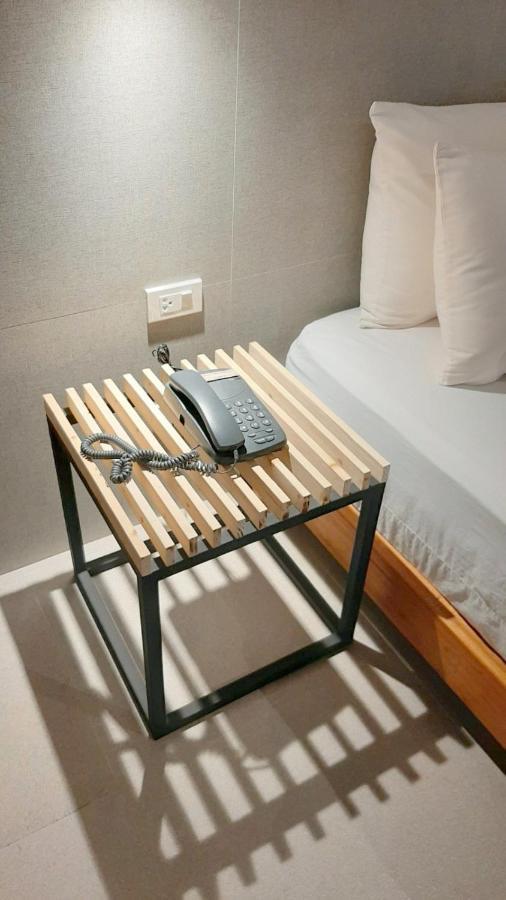 Urban Sands Hotel Iloilo Bagian luar foto