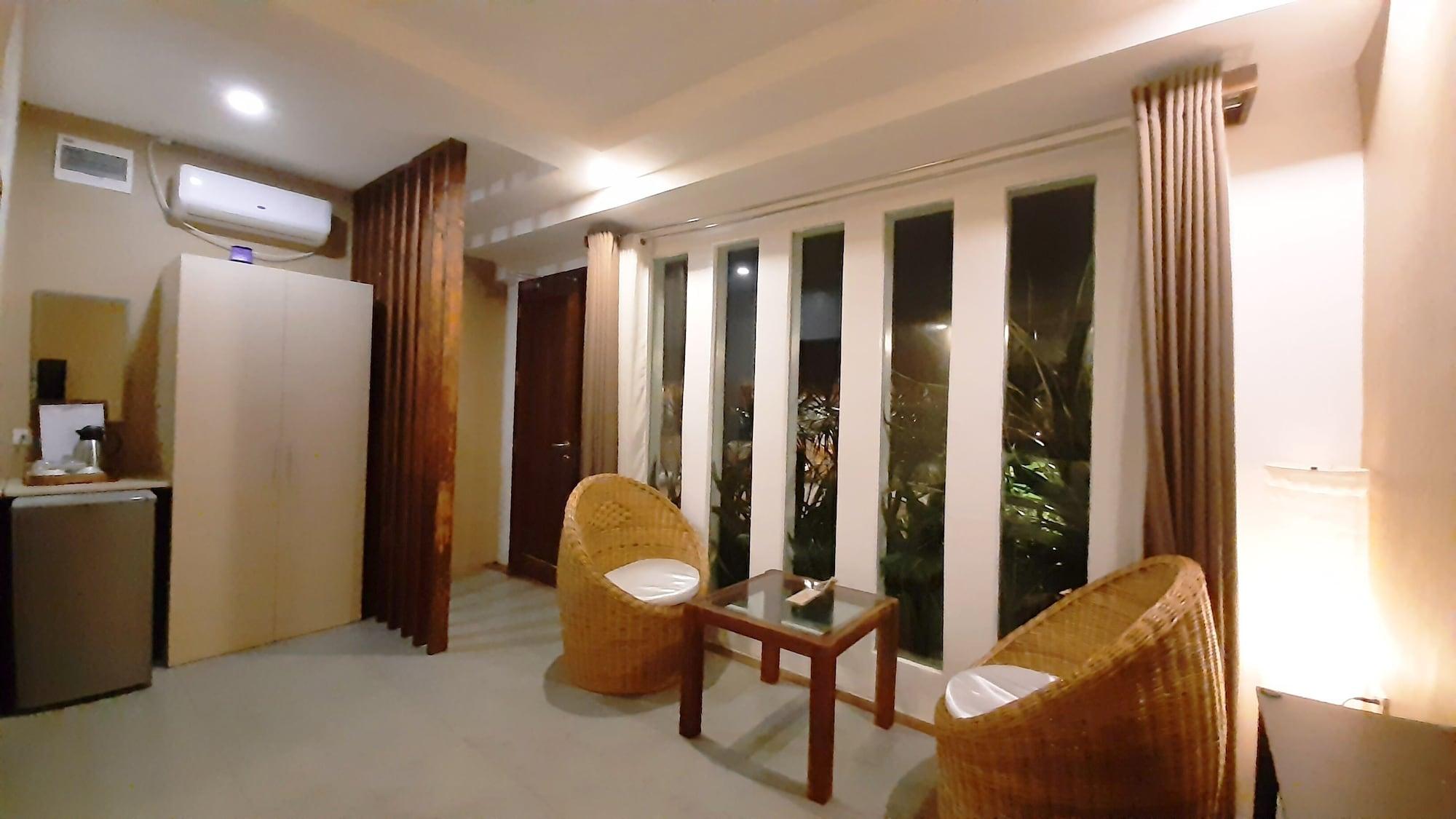 Urban Sands Hotel Iloilo Bagian luar foto