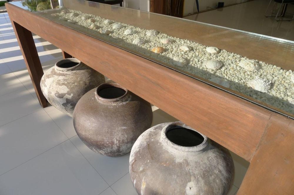 Urban Sands Hotel Iloilo Bagian luar foto